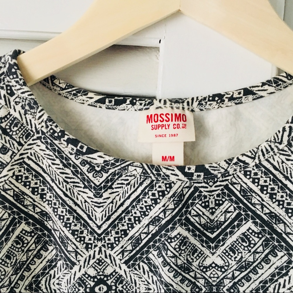 Boho Printed Crop Tank - Picture 2 of 2